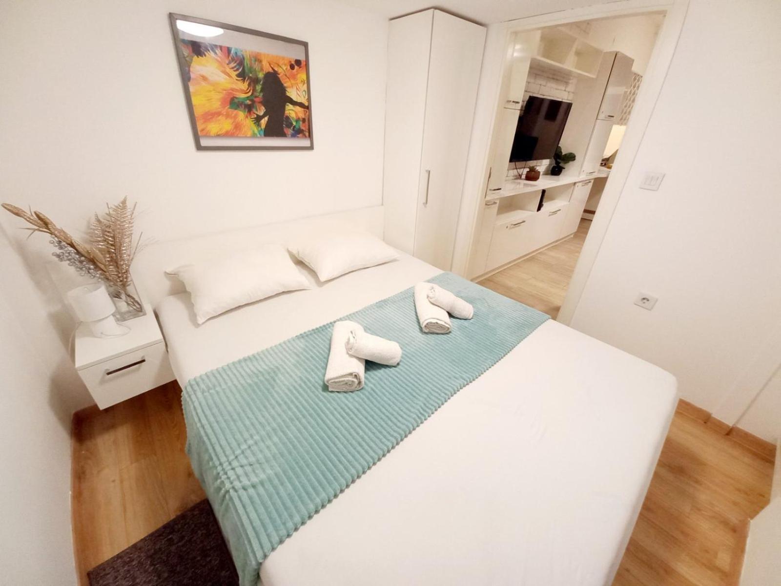 Alex 3 Appartement Belgrado Buitenkant foto