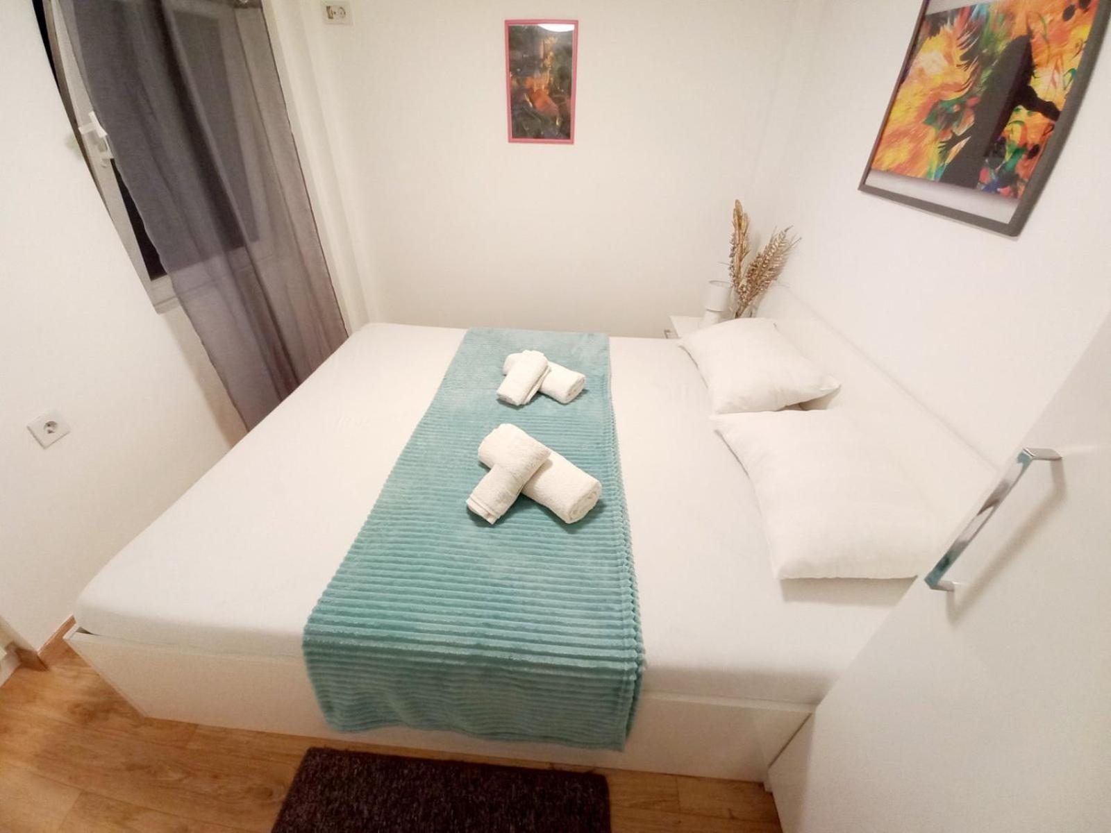 Alex 3 Appartement Belgrado Buitenkant foto